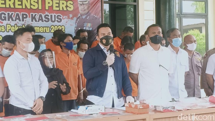 Hasil razia operasi penyakit masyarakat (pekat) di Nganjuk ada 94 orang terjaring.