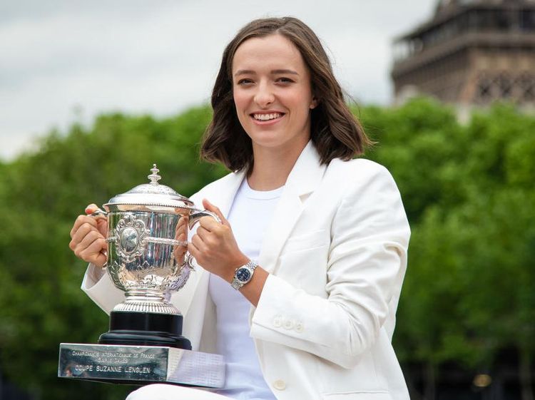 Pesona Iga Swiatek, Ratu Tenis Baru Pemecah Rekor Serena Williams