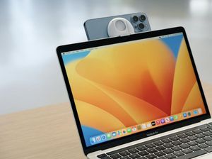 Di MacOS Ventura, iPhone Bisa Dipakai Jadi Webcam