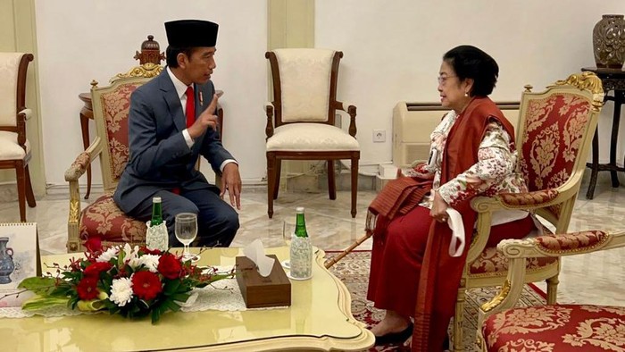 Jokowi dan Megawati Jokowi dan Megawati