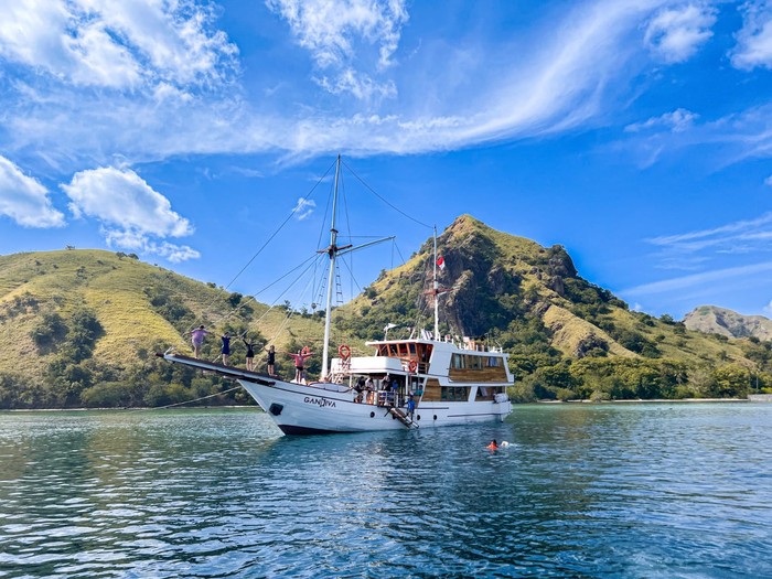Kapal Gandiva Phinisi