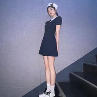 Kim Minju memiliki tinggi badan 163,8 cm dengan berat badan 45 kg. Selama aktif promosi dengan IZ*ONE, Minju konsisten menjaga dietnya meskipun suka makanan manis. Para member pun memuji tekadnya. Foto: (dok. ist)