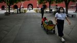 Kota Terlarang di Beijing Kembali Dibuka, Traveler Langsung Foto-foto