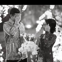 Sementara, sosok calon mantan Gubernur DKI Jakarta itu masih dirahasiakan. Di sejumlah potretnya, pria ‘misterius’ tersebut tidak memperlihatkan wajahnya, bahkan sengaja ditutupi. Foto: dok. Instagram/@mutiarabaswedan