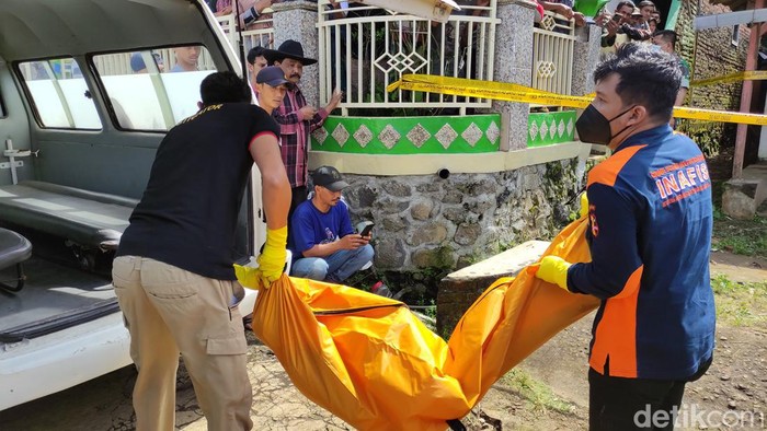 Nenek di Malang ditemukan tewas bersimbah darah
