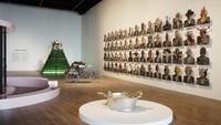 Karya seni ciptaan Agus Suwage banyak menyentil isu sosial dan politik di Indonesia. Foto: Courtesy of Museum MACAN