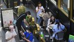 Pembatasan Diperlonggar, Restoran di Beijing Ramai Kembali