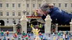 Unik, Lego Ini Mirip Perayaan 70 Tahun Ratu Elizabeth II Bertakhta