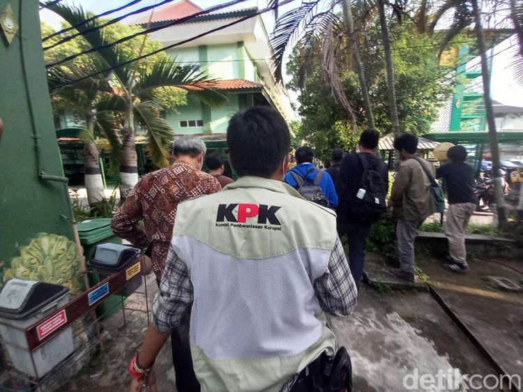 Saat Kantor Wali Kota Jogja Digeledah KPK