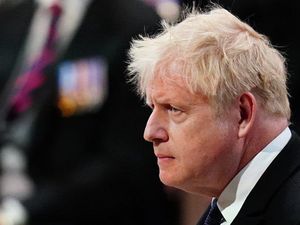 Boris Johnson Diguncang Kubu Oposisi Usai 2 Menterinya Mundur