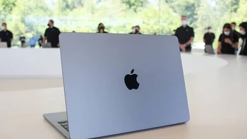 Apple menyediakan konfigurasi SSD hingga 2 TB, sedangkan RAM sampai 24 GB. Foto: Pocket Lin