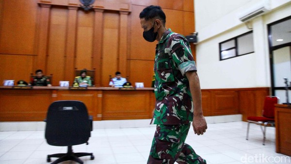 Potret Kolonel Priyanto Tertunduk Usai Divonis Bui Seumur Hidup