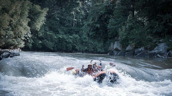 Rafting di Geopark Merangin