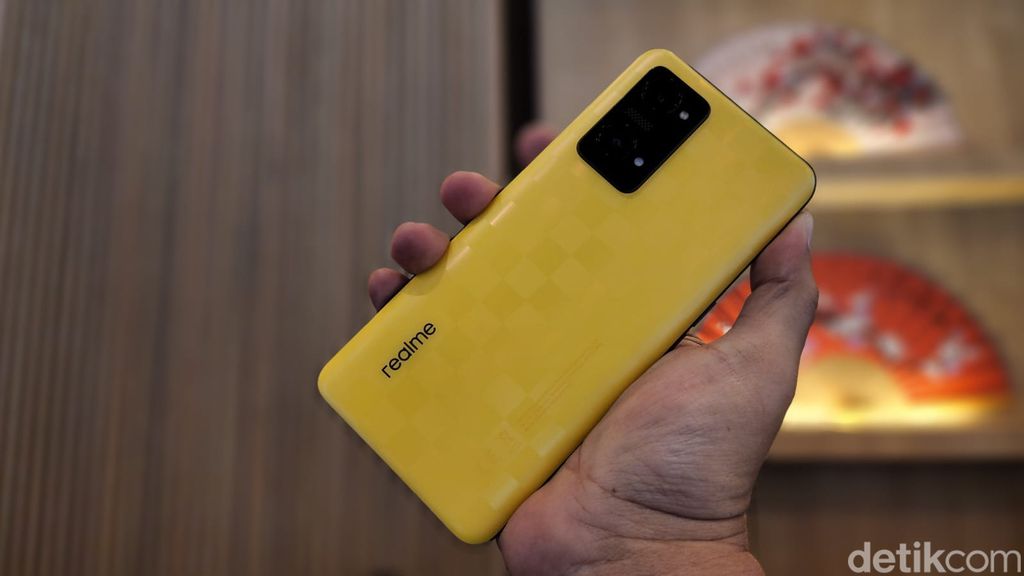 Realme GT Neo 3T