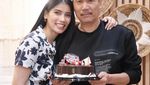 Serunya Momen Ngopi Sabrina Chairunnisa dan Deddy Corbuzier