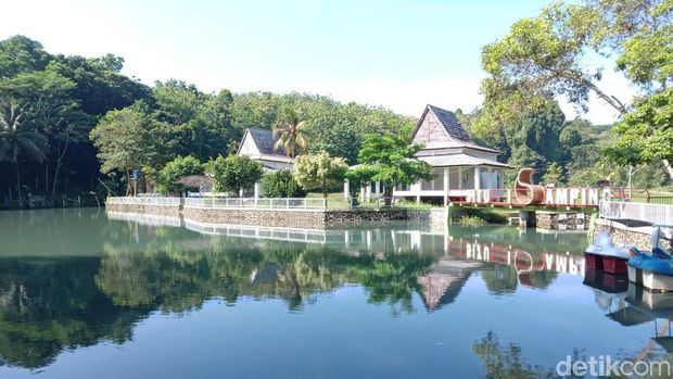 Situ Cisamping di Pangandaran.