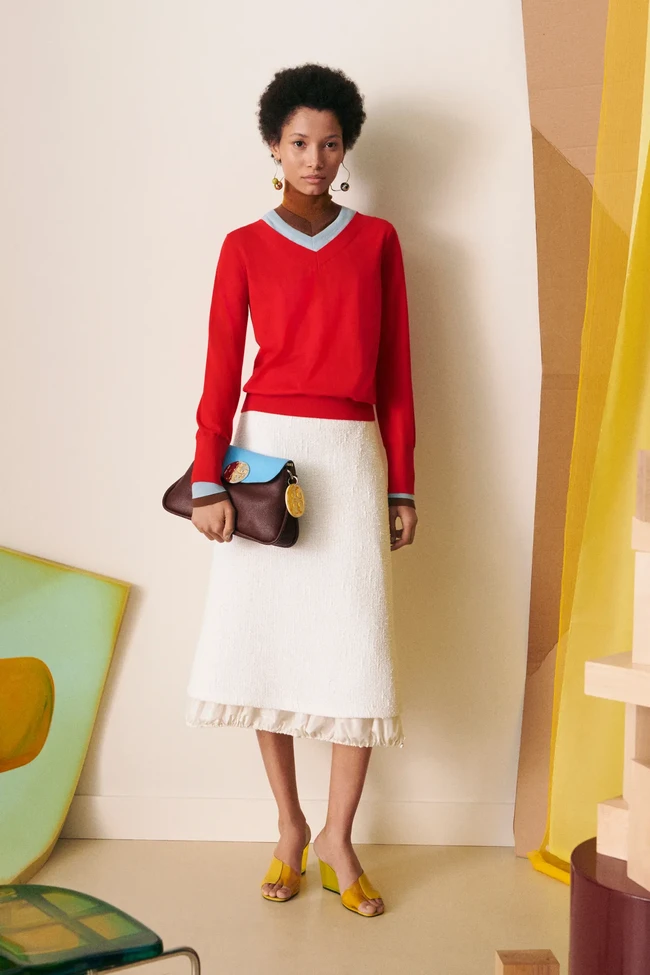 Koleksi busana Tory Burch Resort 2023. Foto: dok. Tory Burch.