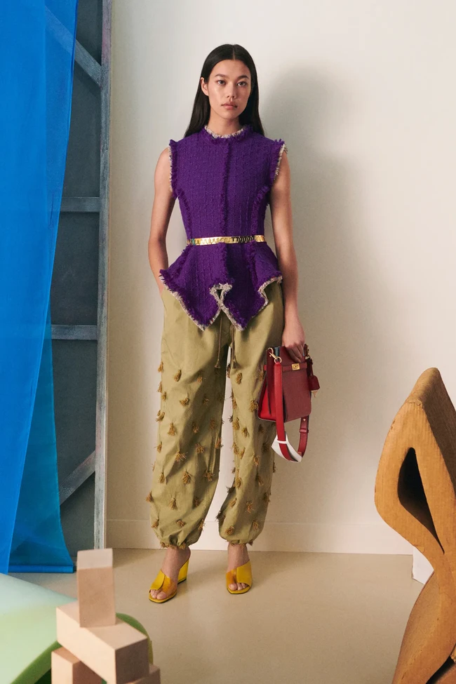Koleksi busana Tory Burch Resort 2023.  Foto: dok. Tory Burch.