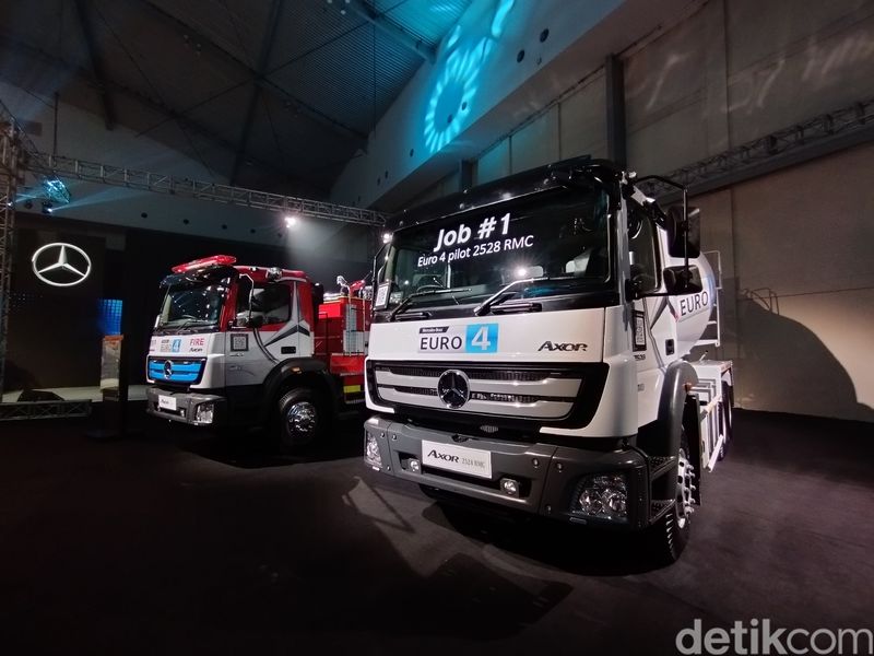 Truk Mercedes-Benz Axor Euro4 Rakitan Indonesia