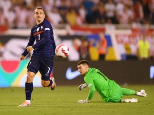 Griezmann Kebangetan!