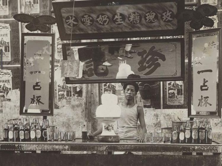 10 Potret Jadul Penjual Daging hingga Rujak Buah di Era 1900-an