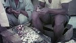 10 Potret Jadul Penjual Daging hingga Rujak Buah di Era 1900-an