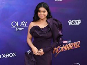 8 Artis Muslim Stylish Berpengaruh di Hollywood, Gayanya Selalu Memukau