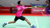 Pebulutangkis tunggal putra Indonesia Chico Aura Dwi Wardoyo bertanding melawan pebulutangkis asal India Sameer Verma di babak 32 besar Indonesia Masters 2022 yang digelar di Istora Gelora Bung Karno, Jakarta, Rabu (8/6/2022).