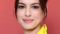 Anne Hathaway memang aktif dalam isu-isu menyangkut perempuan, keluarga dan anak-anak.  Foto: Getty Images