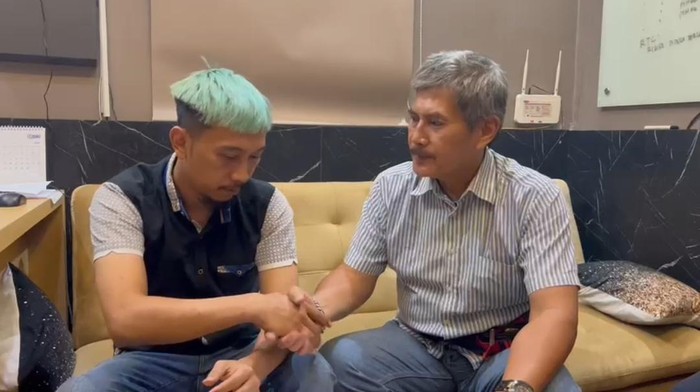 Cekcok di Surabaya berakhir damai