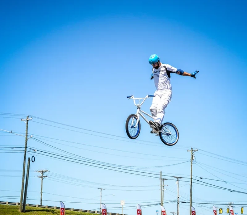 Deretan foto menjebak mata