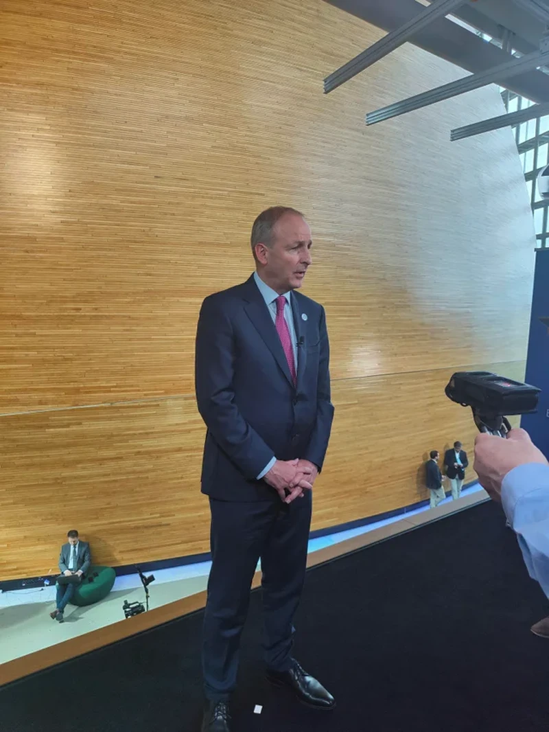 Deretan foto menjebak mata