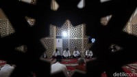 Saat meresmikan Masjid At-Taufiq, Presiden Jokowi mengenang almarhum Taufiq Kiemas sebagai sosok politisi dengan jejaring pergaulan yang luas. Taufiq Kiemas disebut sebagai sosok yang mampu merangkul perbedaan.