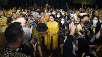 Acara ini dihadiri oleh seluruh pengurus IIPG dari DPD (dewan pimpinan daerah) 1 dan DPD 2 seluruh Indonesia, Istri Fraksi Partai Golkar, serta Srikandi Golkar (Perempuan Fraksi Partai Golkar).
