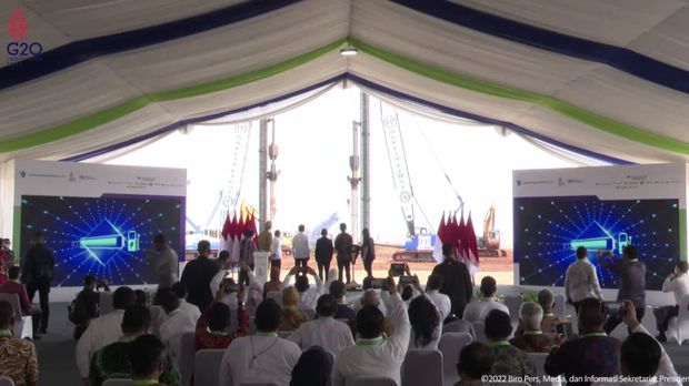 Implementasi Tahap Kedua Industri Baterai Listrik Terintregasi, Kabupaten Batang, 8 Juni 2022. (Tangkapan layar youtube)