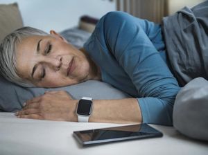 Sulit Tidur? Makan 7 Buah dan Sayur Ini untuk Bantu Tidur Lelap
