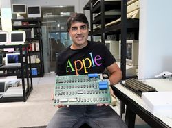 Nih Koleksi Komputer Apple Jadul, Ada yang Masih Berfungsi Lho