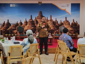 Kunjungi Vatikan, Menag Bakal Undang Paus Fransiskus ke Indonesia