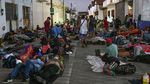 Ribuan Migran Ini Jalan Kaki 3.000 Km ke Perbatasan AS, Ada Apa?