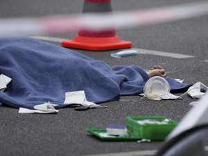 Mobil Tabrak Kerumunan Orang di Berlin, 1 Orang Tewas-8 Luka
