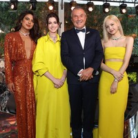 Seperti Anne Hathaway dan Lisa BLACKPINK, Priyanka Chopra telah didapuk menjadi global ambassador BVLGARI pada 2021. Selfie yang diunggahnya bersama Lisa BLACKPINK dan Anne Hathaway pun menghebohkan jagat maya. Foto: Getty Images