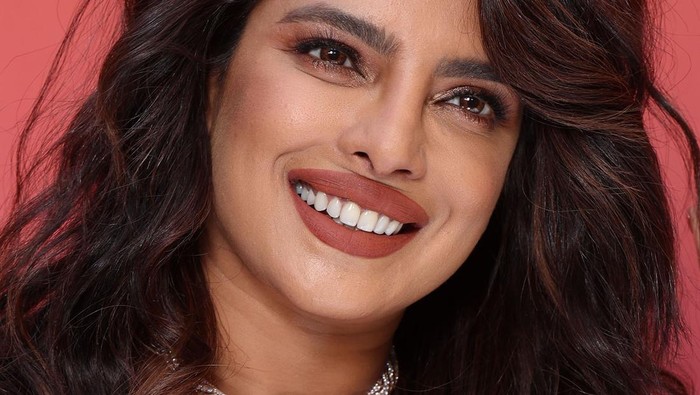 PARIS, FRANCE - JUNE 06: Priyanka Chopra Jonas attends the BVLGARI EDEN THE GARDEN OF WONDERS on June 06, 2022 in Paris, France. (Photo by Marc Piasecki/Getty Images for Bvlgari)