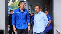 Namun dengan tegas Projo di NTB mendukung Ketum (Demokrat) AHY sebagai Calon Presiden. AHY dinilai karena sebagai tokoh muda yang pantas jadi pemimpin negara. Kita konsolidasi menyiapkan dukungan untuk AHY sebagai Capres. Imam menegaskan, suara Projo adalah suara rakyat, dan bukan suara PDI P atau Jokowi. Sehingga relawan projo bisa menentukan sikapnya.