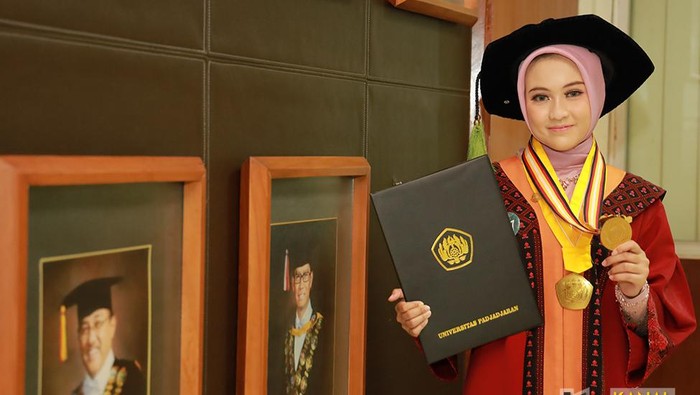 Rein Vidya Banafsha, wisudawan termuda Unpad