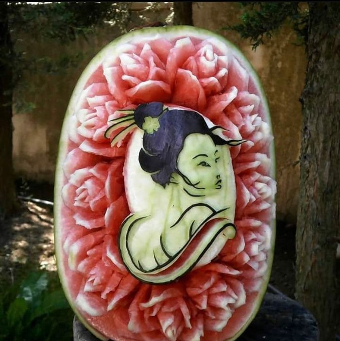 Ukiran semangka dan buah Ukiran semangka dan buah