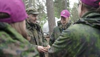 Menurut data dari militer Finlandia, sekitar 19 persen personel militer profesional -- dari total 13.000 personel -- merupakan wanita, meskipun hanya 1-2 persen tentara wajib militer merupakan wanita.
