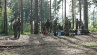 Selama tiga hari, Moberg bersama lebih dari 300 wanita lainnya belajar cara membangun tenda, menyalakan api di tengah hujan, melakukan navigasi di tengah hutan dan memberikan pertolongan pertama.