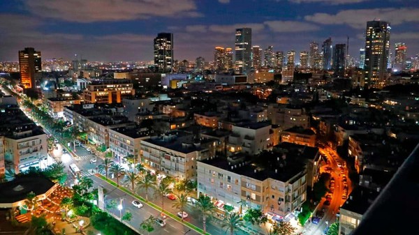 Kota metropolis pesisir Israel mengklaim gelar kota paling mahal di Timur Tengah. Tel Aviv berada di peringkat ke enam dalam kota termahal di dunia menurut indeks ECA. (Getty Images/CNN)
