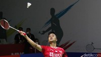 Lantas bagaimana dengan persiapan menuju perempat final? Ginting akan menghadapi wakil Malaysia Lee Zii Jia. Ginting unggul head to head dengan Lee 4-1, termasuk memenangi pertemuan terakhir di Piala Thomas 2020 pada Oktober lalu.