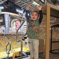 Momen liburan keluarga Baim Wong ini menjadi perjalanan pertama bagi Kiano pergi ke luar negeri. Kiano pun tampak begitu senang dan bersemangat. Foto: Instagram/@baimwong